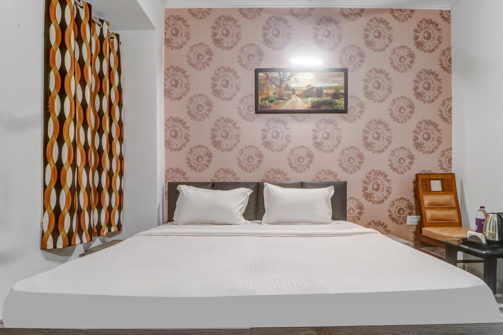 Hotel Townhouse Ludhijána Exteriér fotografie